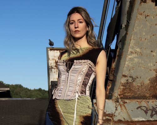 by Julia Maria Taras